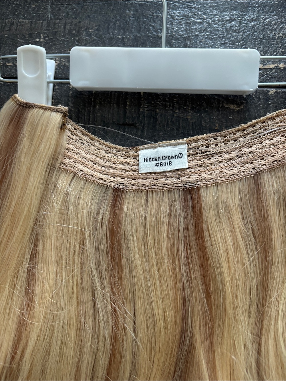18 inch Blonde Beach Wave HALO Hair Extension - Natural Blonde - Picture 2 of 4